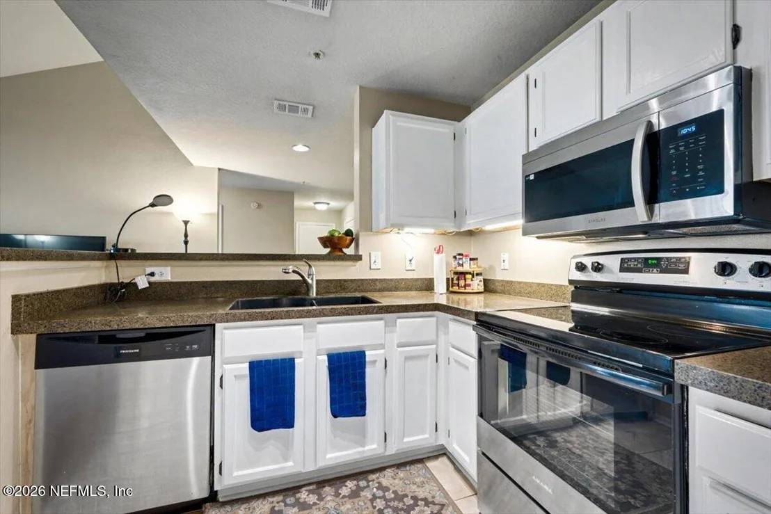 Photo of Unit 1338 at 7701 TIMBERLIN PARK Boulevard
