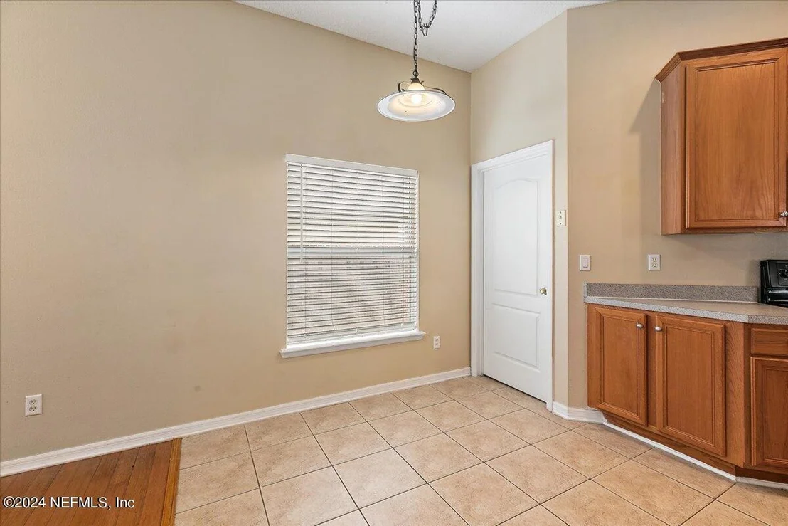 Photo of 1653 AUSTIN Lane