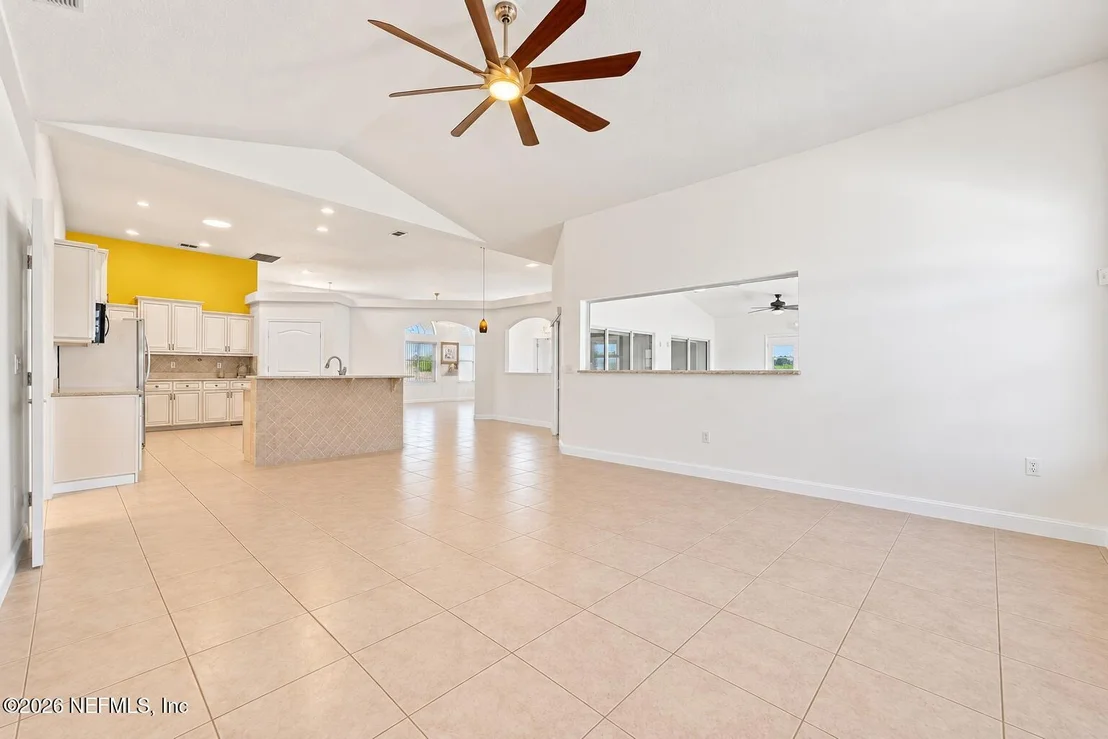 Photo of 8 FIELDSTONE Lane