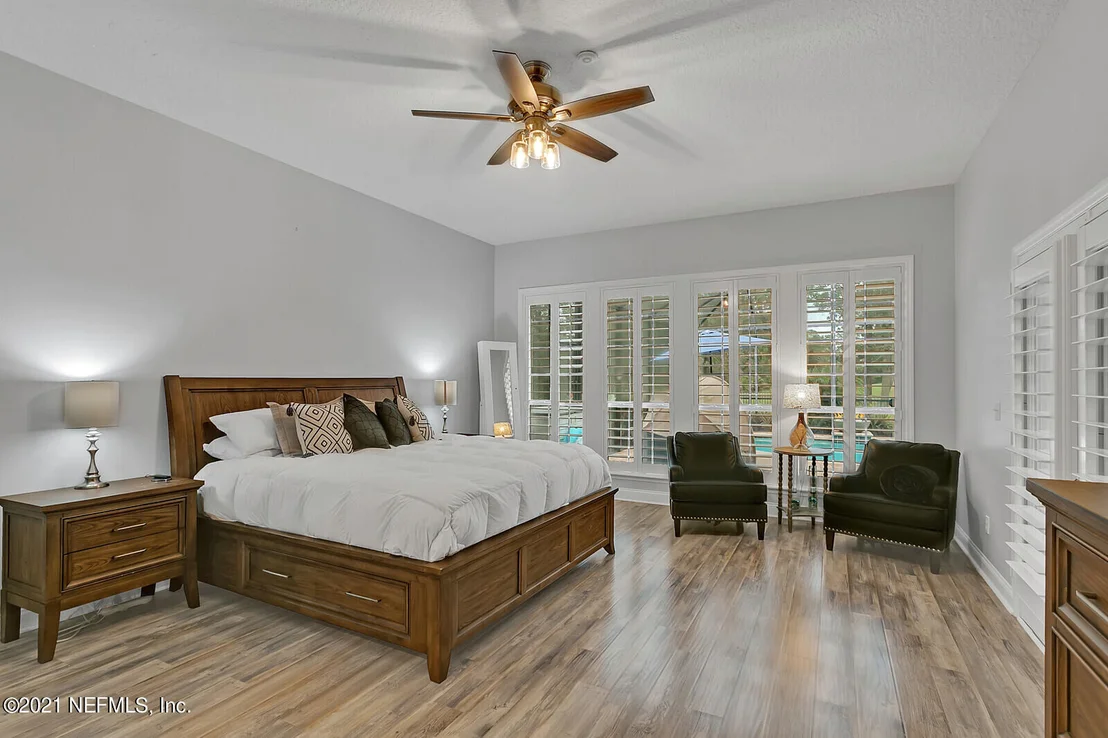 Photo of 724 EAGLE POINT Drive