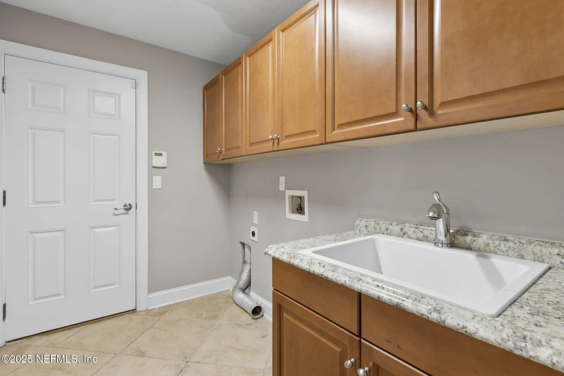 Photo of 717 CARTHAGE Place