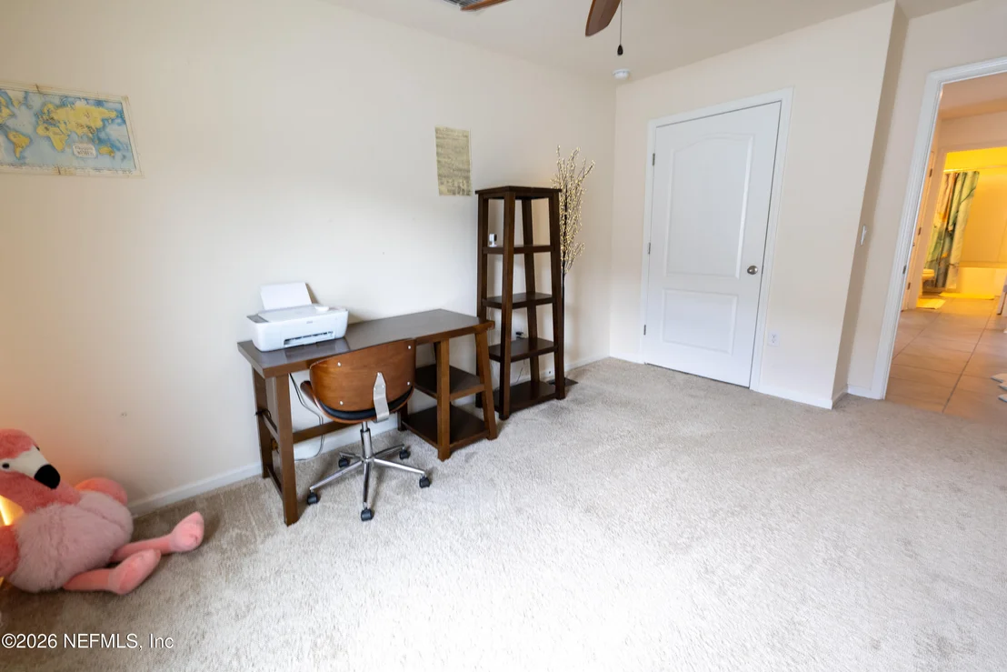 Photo of 68 OAKLEAF Way