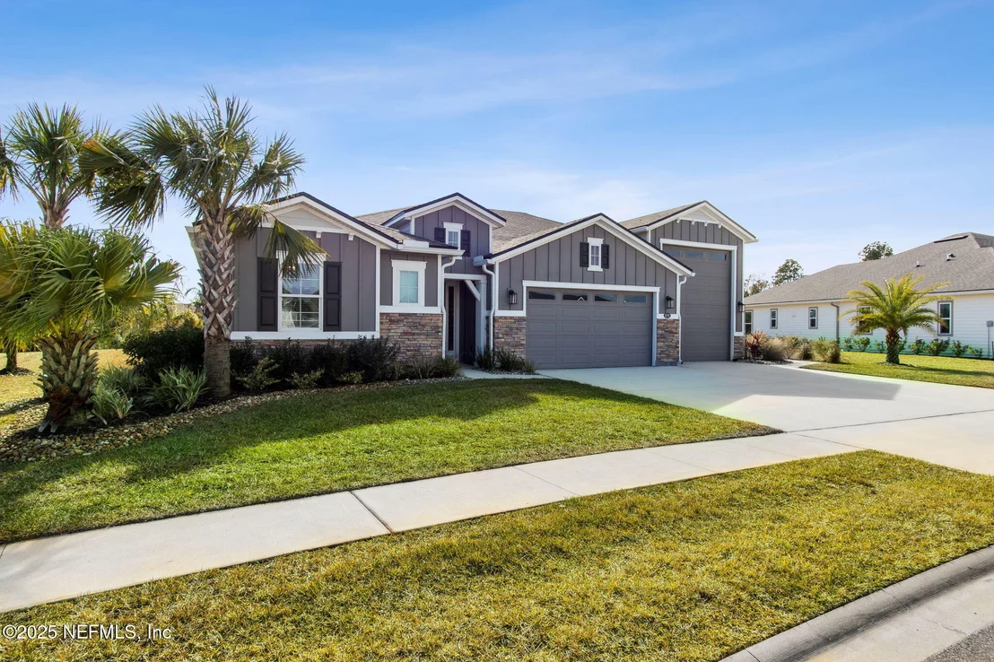 Photo of 85558 FALL RIVER Parkway