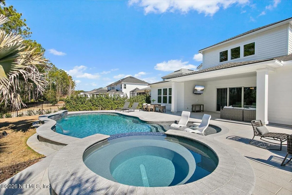 Photo of 616 SEAGROVE Drive