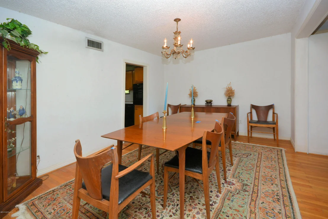 Photo of 3815 HARBOR Drive
