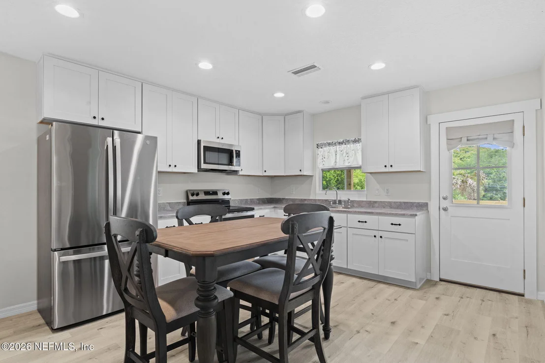 Photo of 627 CATHEDRAL Place