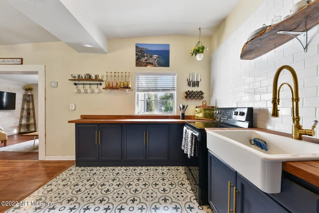 Photo of 2440 PATSY ANNE Drive