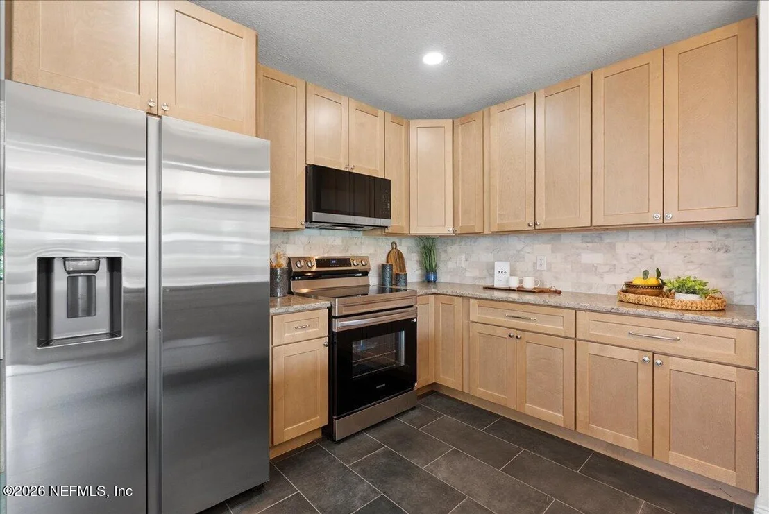 Photo of 5541 MILMAR Drive N