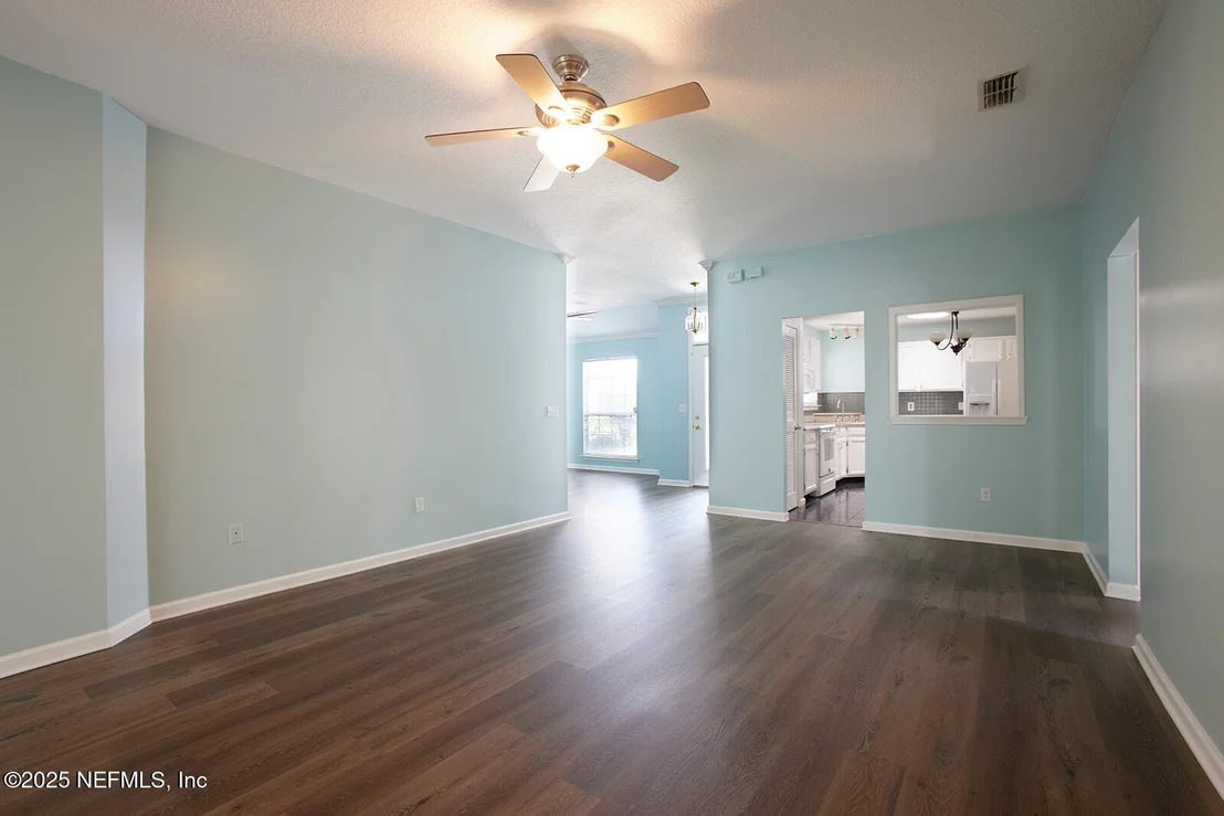 Photo of 1524 LINKSIDE Drive