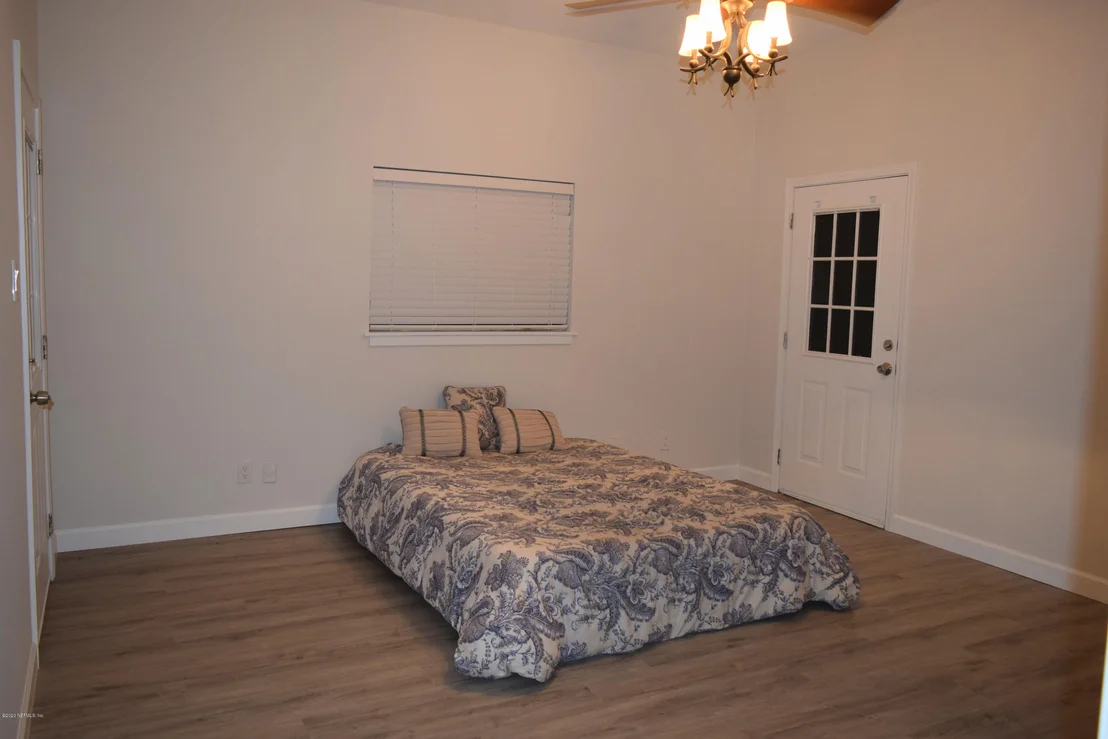 Photo of 274 SARA Drive
