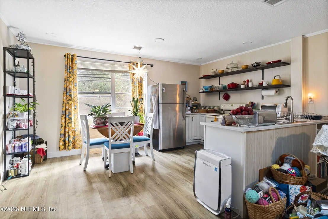 Photo of 517 CLINTON Drive