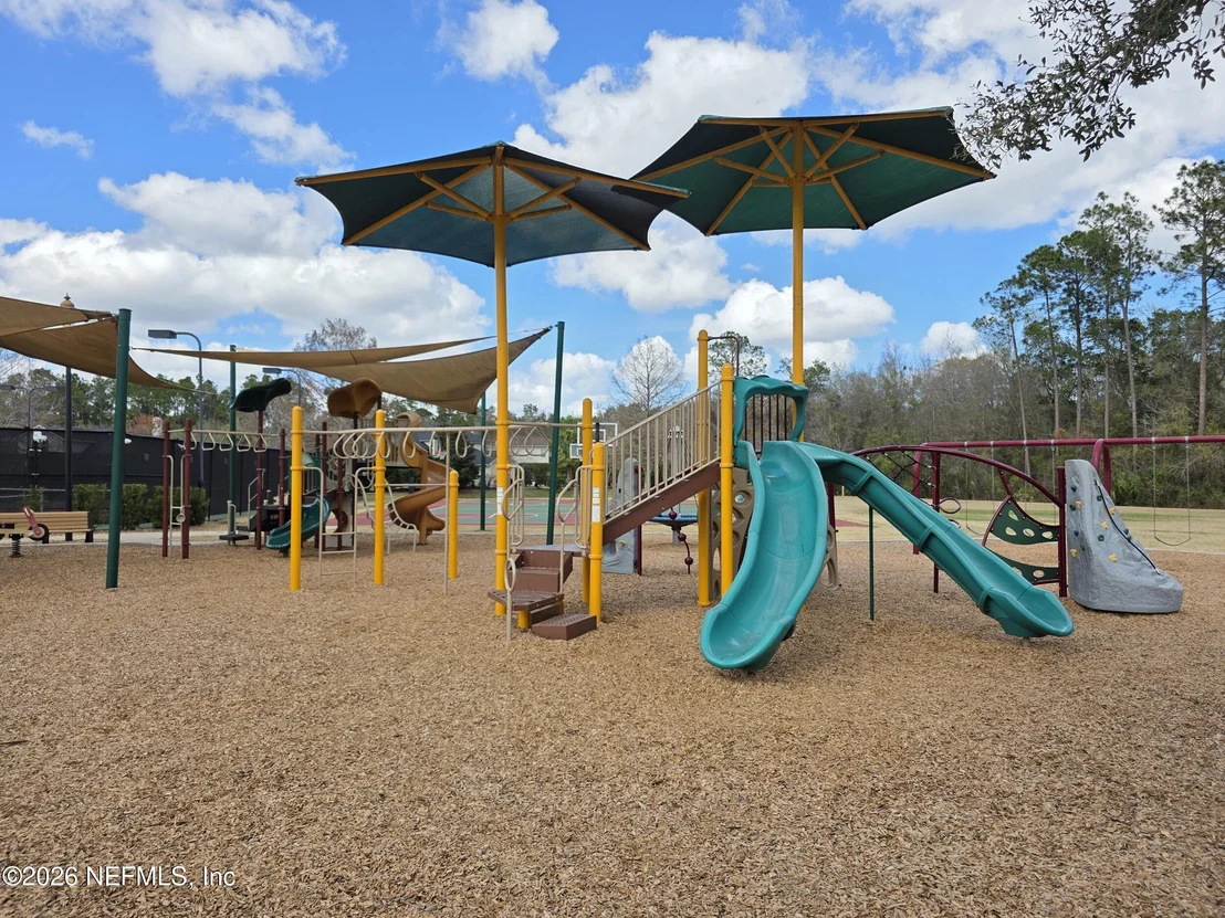 Photo of 338 WILLOW WINDS Parkway