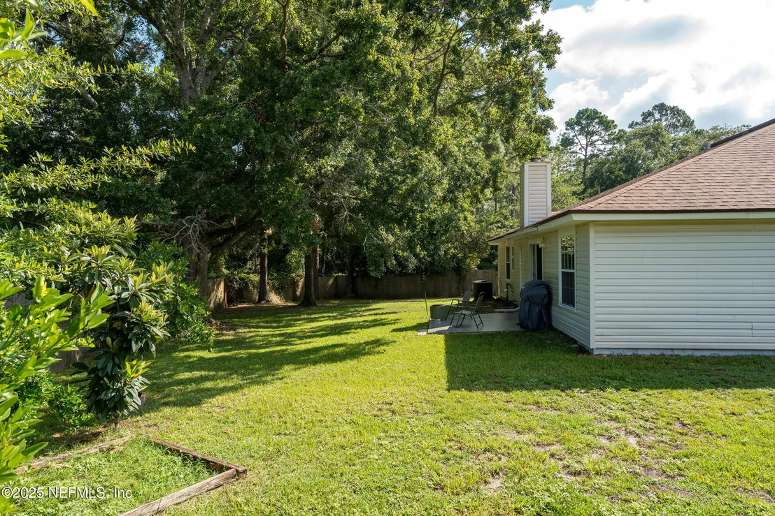 Photo of 7992 DEWARS Court