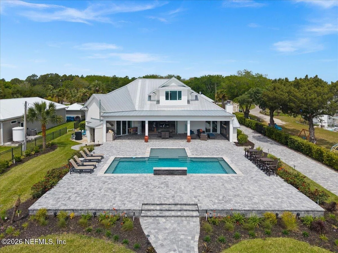 Photo of 9136 HECKSCHER Drive