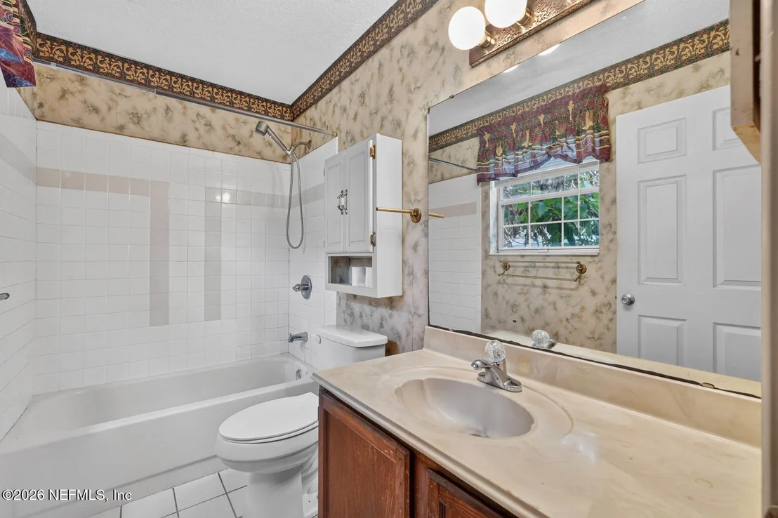 Photo of 108 MOHEGAN Road