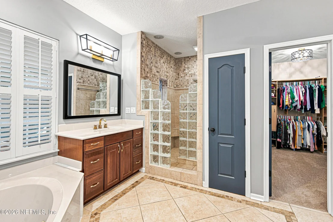 Photo of 120 RUSTIC OAKS Lane