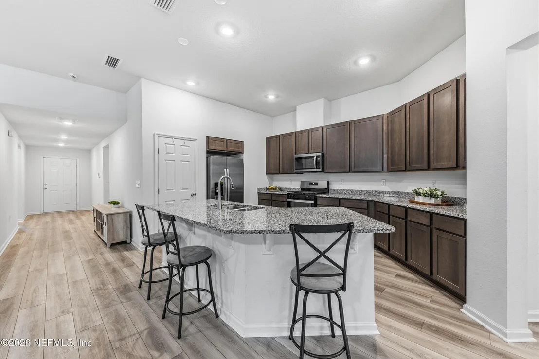 Photo of 11189 STAPLETON Drive