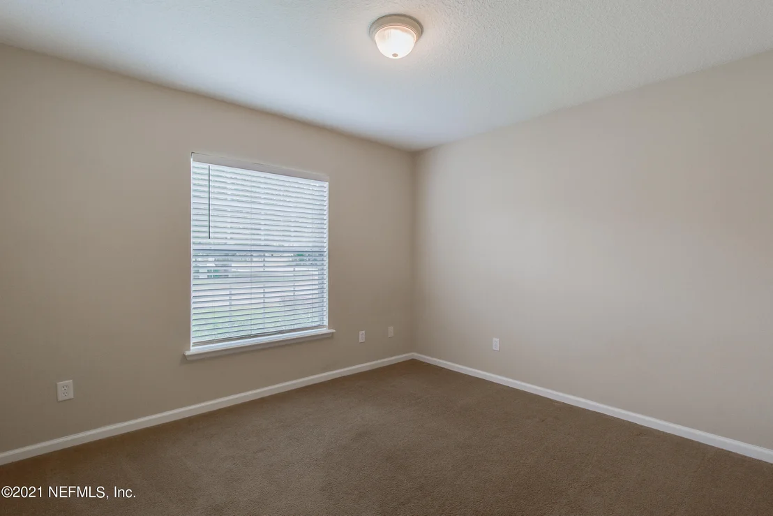 Photo of 10898 BIRCHARD Lane