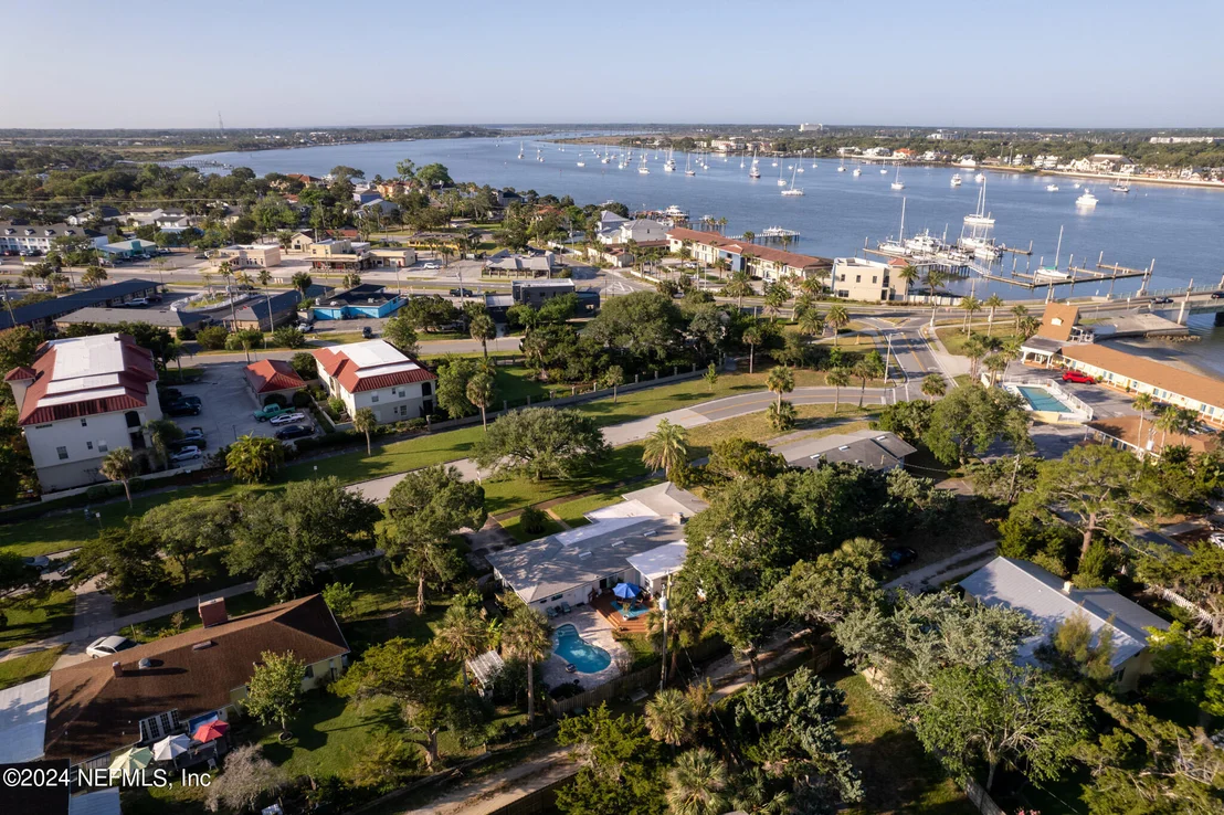 Photo of 6 OGLETHORPE Boulevard