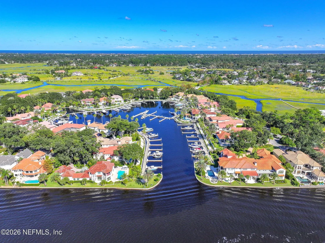 Photo of 289 LINKSIDE Circle