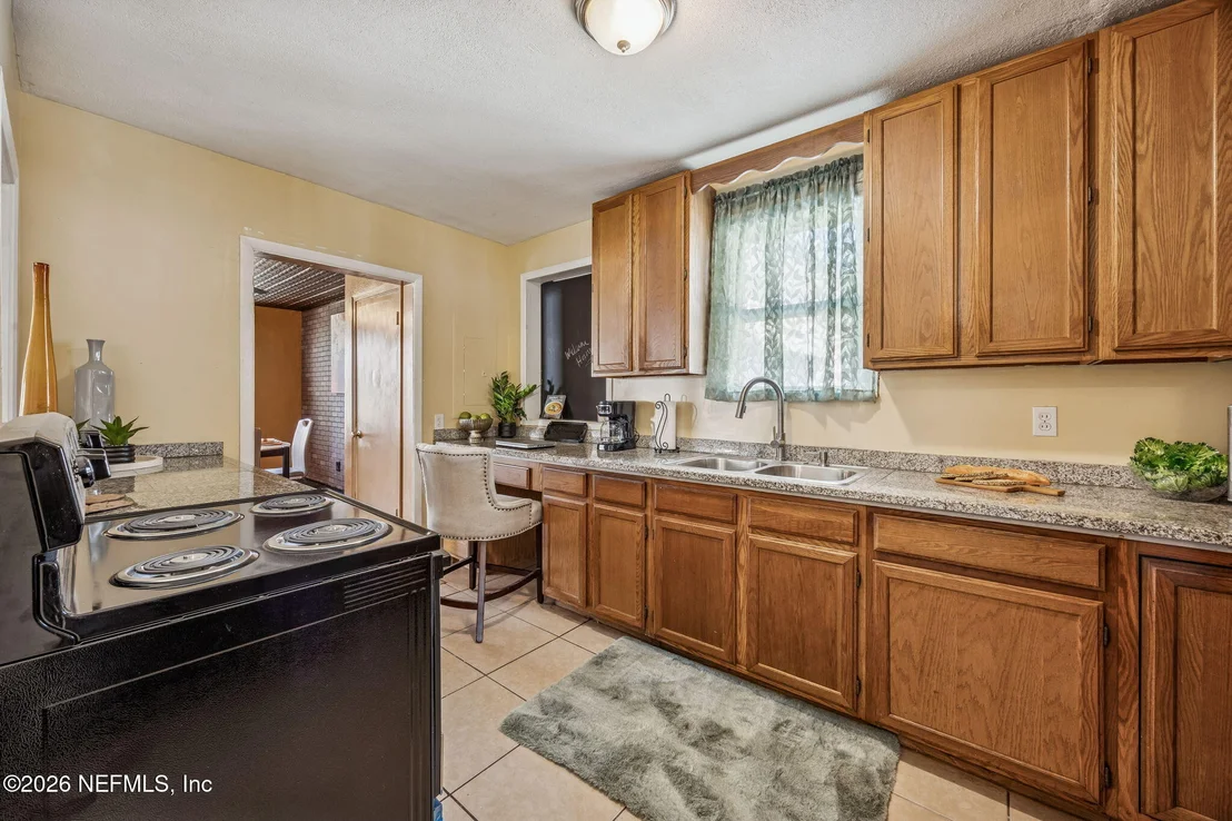 Photo of 426 AIKEN Road
