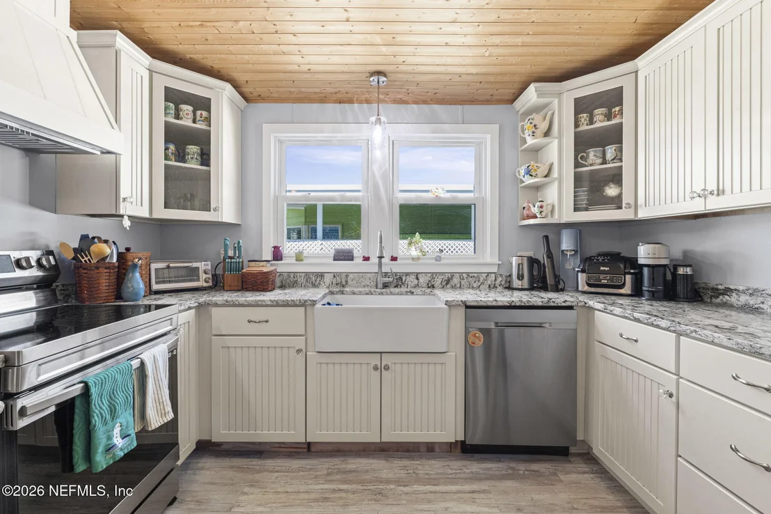 Photo of 223 STARBOARD Drive