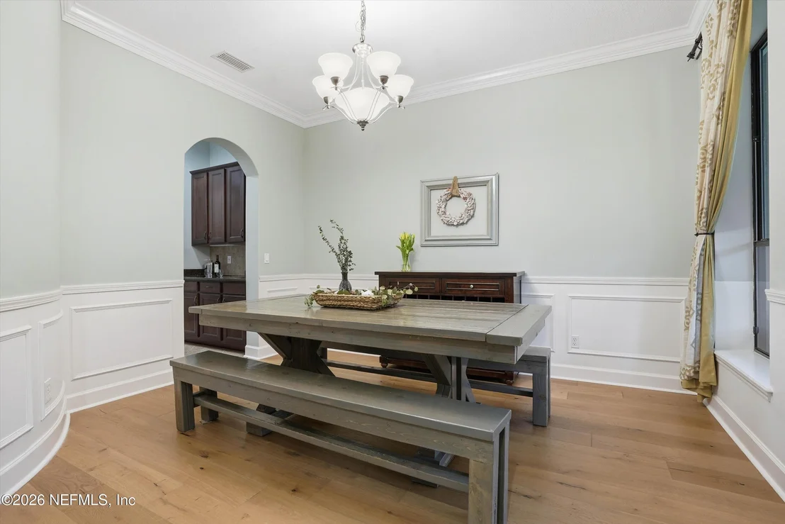 Photo of 218 N SAXXON Road