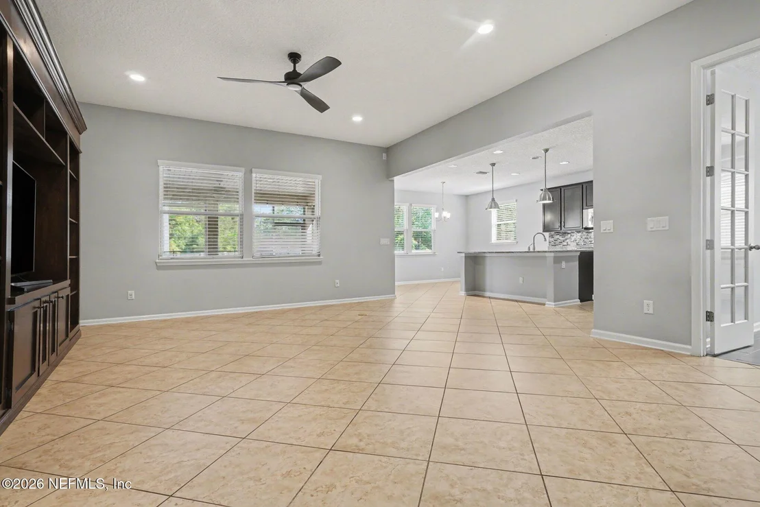 Photo of 4591 SILVERTHORN Drive