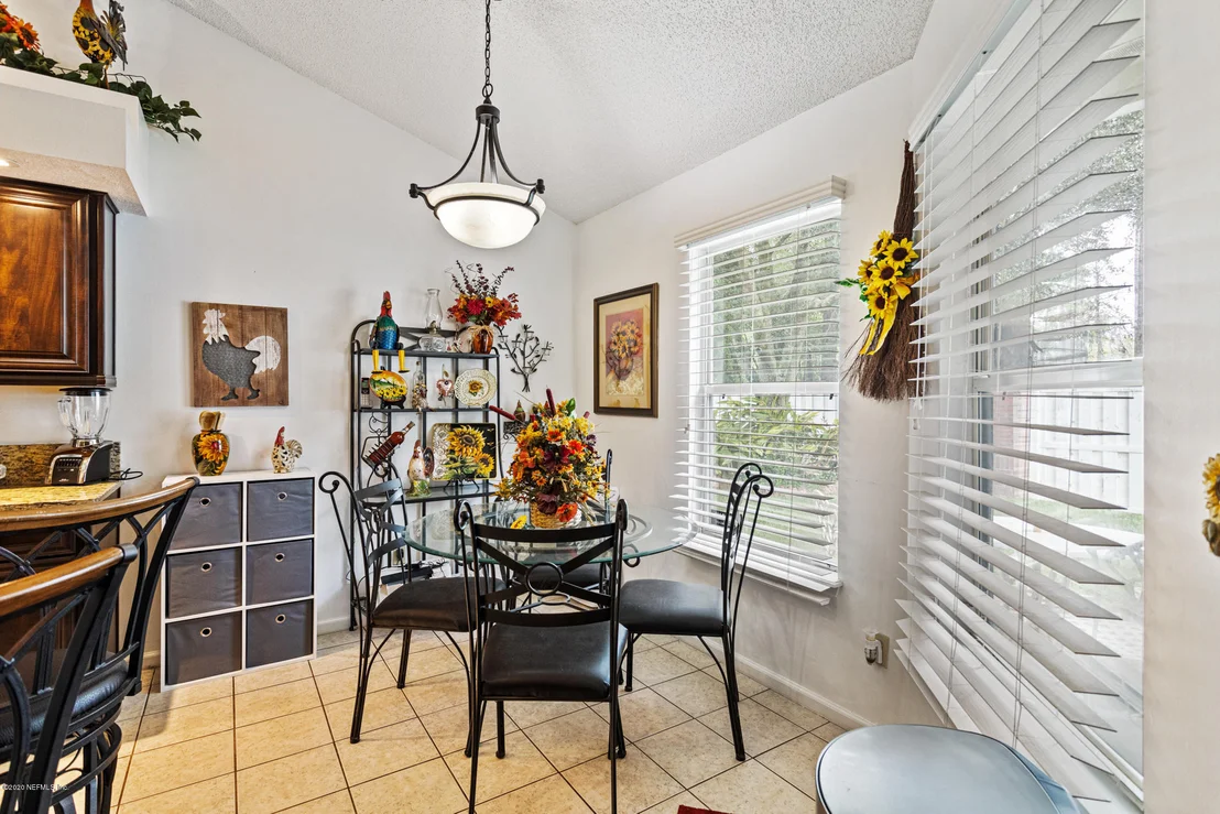 Photo of 285 CLOVER Court