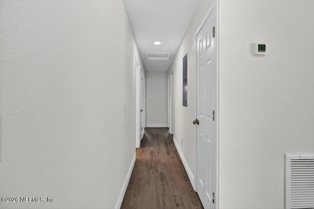 Photo of 6647 MANHATTAN Drive