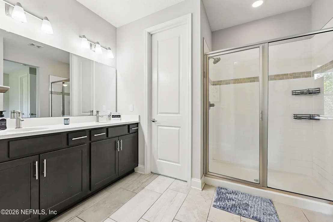 Photo of 1124 PERSIMMON Drive