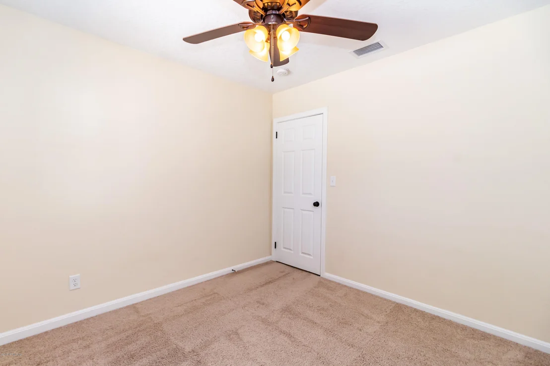 Photo of 705 PALM TREE Road