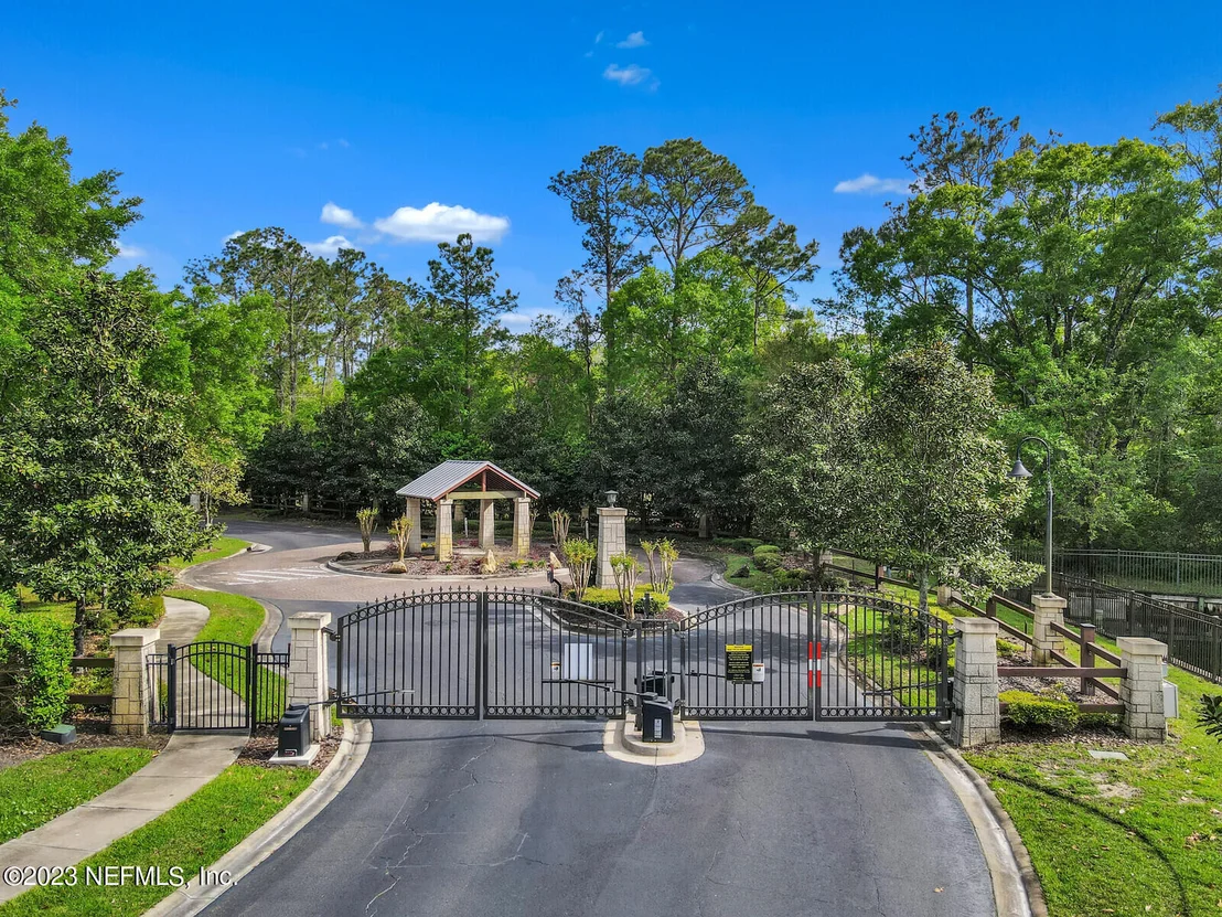 Photo of 123 DUCK POND Drive