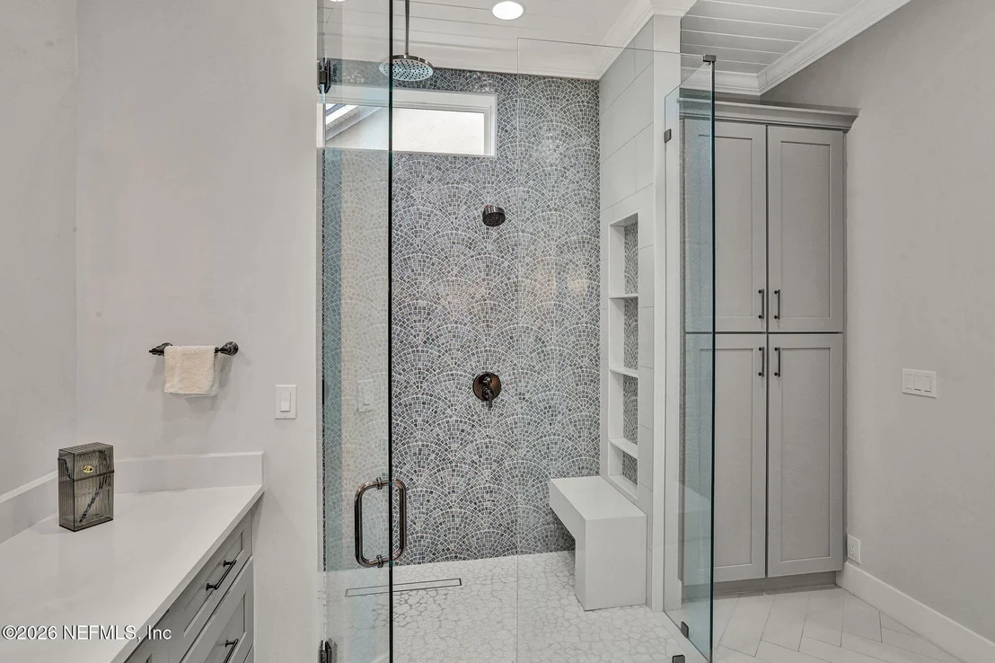 Photo of 1809 FOREST GLEN Way