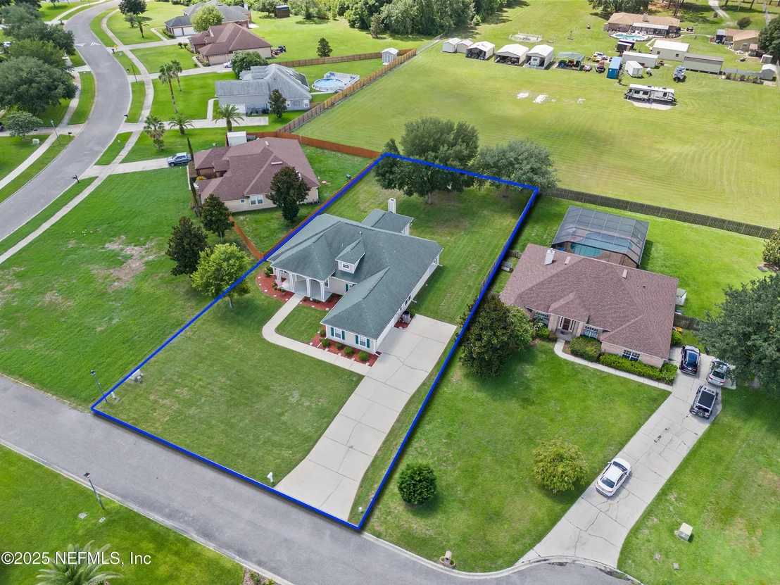 Photo of 9662 RED SQUIRREL Lane