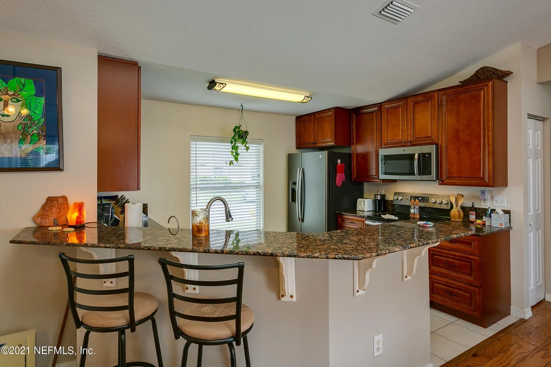 Photo of 453 ISLAND VIEW Circle