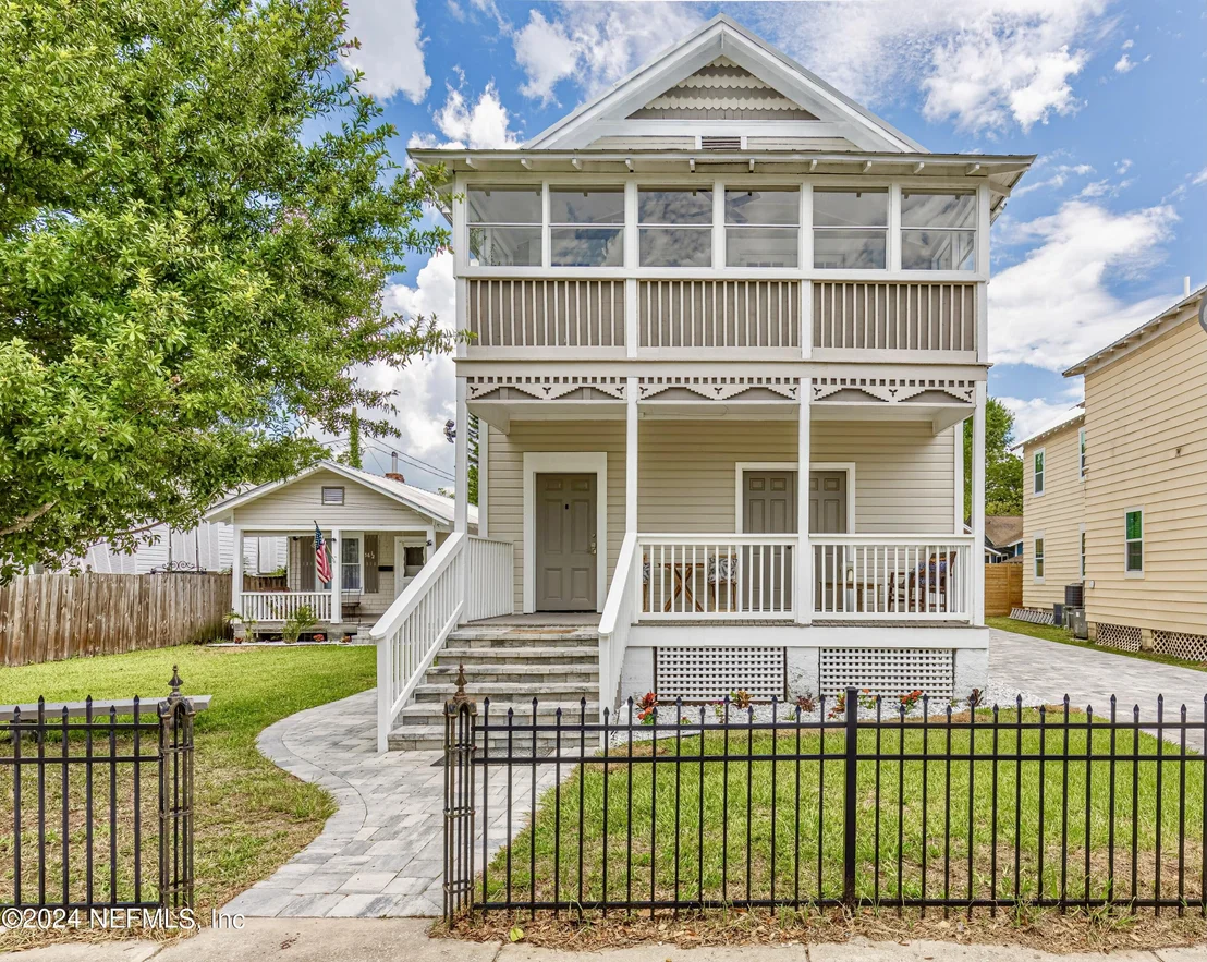 Photo of 56 CARRERA Street