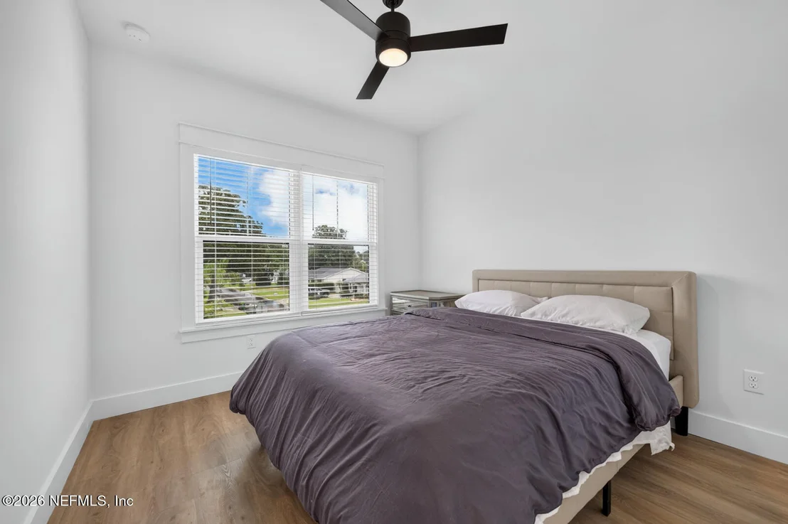 Photo of 904 BARBARA Lane