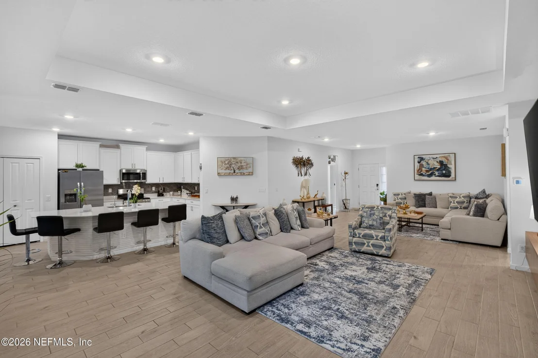 Photo of 1532 LACHLAN Circle