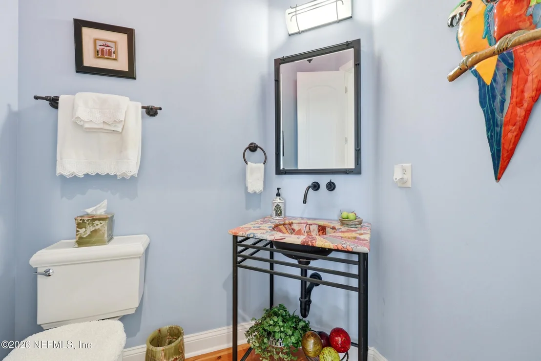 Photo of 286 VALE Drive