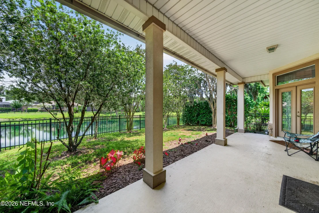 Photo of 1439 BARRINGTON Circle