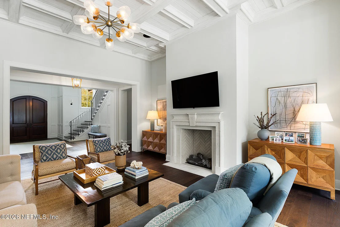 Photo of 5329 COMMISSIONERS Drive