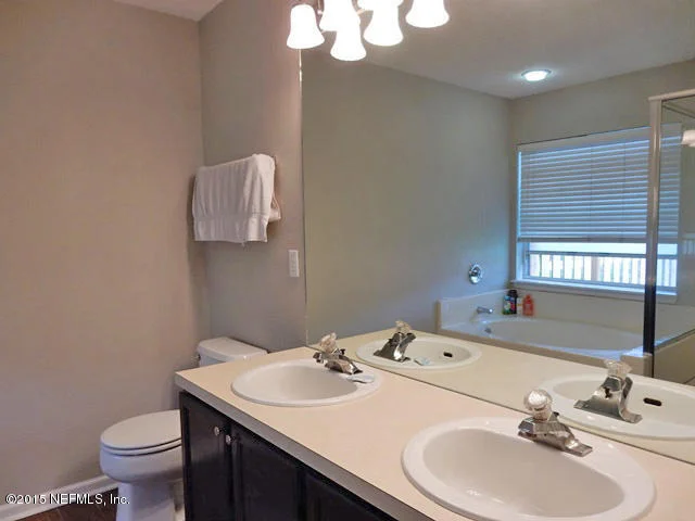 Photo of 100 IVY LAKES Drive