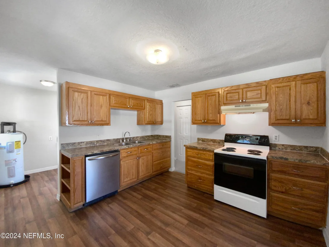 Photo of 5103 ARROWSMITH Road