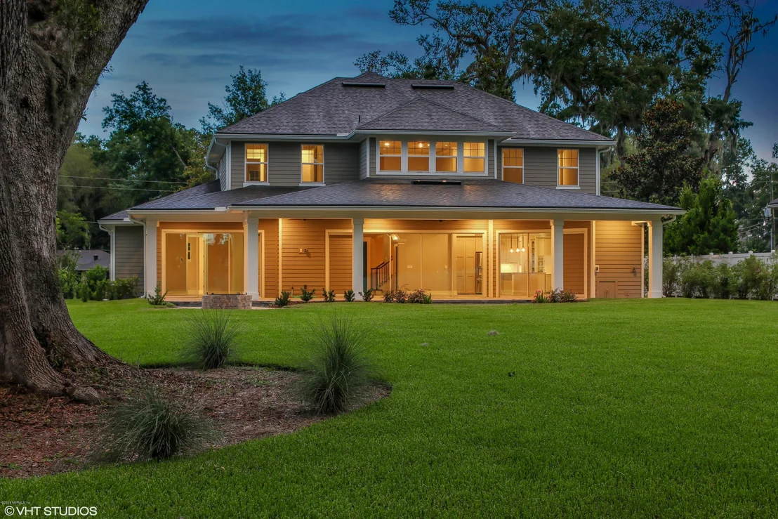 Photo of 2743 BEAUCLERC Road