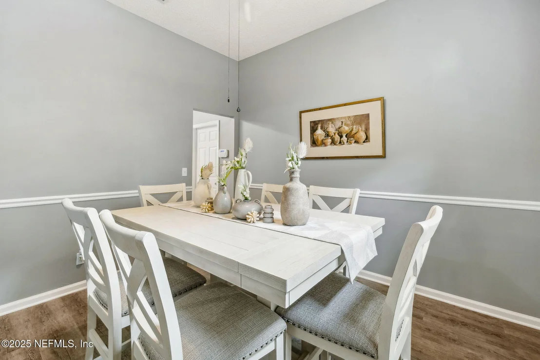 Photo of 14442 BASILHAM Lane