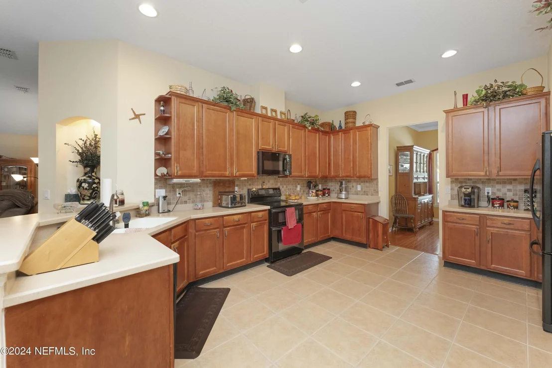 Photo of 12147 CAPTIVA BLUFF Road