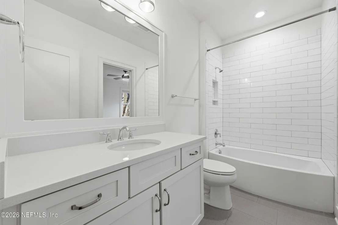 Photo of 264 OCEAN Boulevard