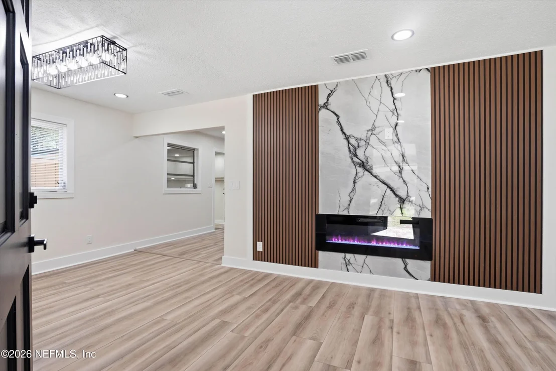 Photo of 2607 DAVIS Road