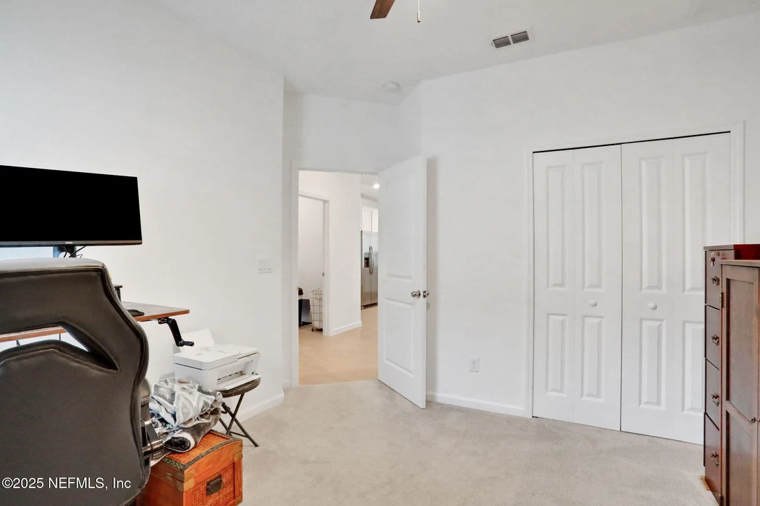 Photo of 75610 PONDSIDE Lane